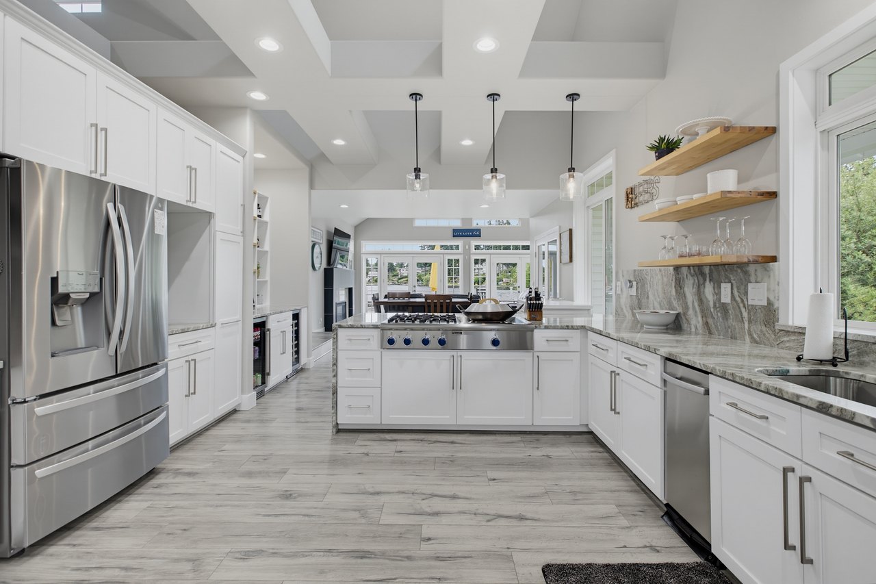 Chef's kitchen with Thermador appliances and professional range, Lake Meridian home for sale in Kent WA