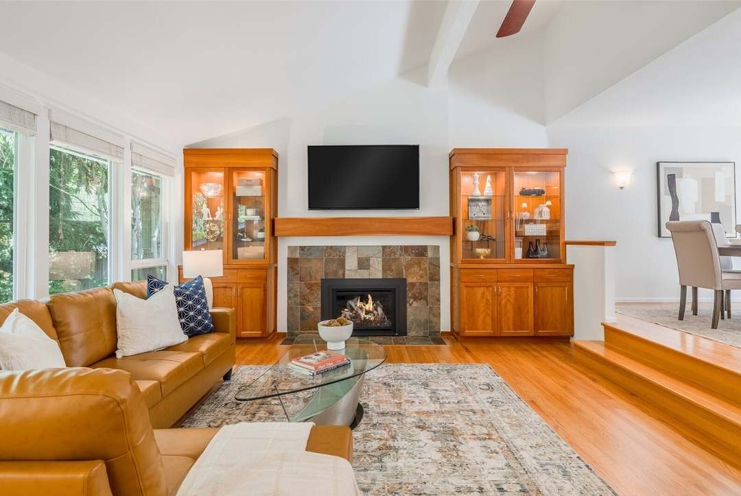Gas fireplace inside custom built-ins, Wilburton, Bellevue